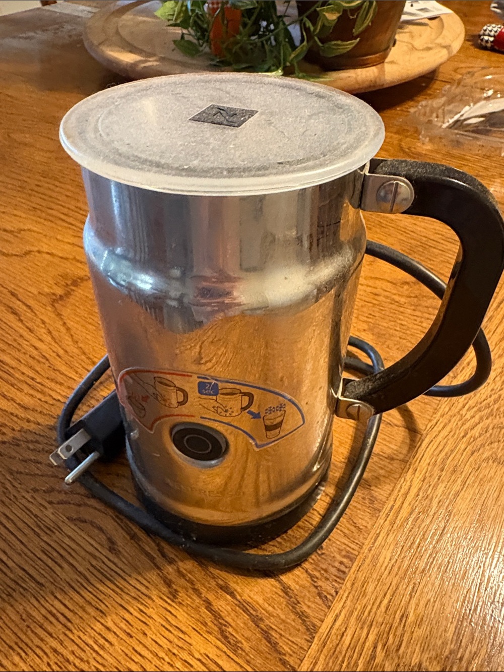 Portable Milk Frother (Not an electronics audio device)